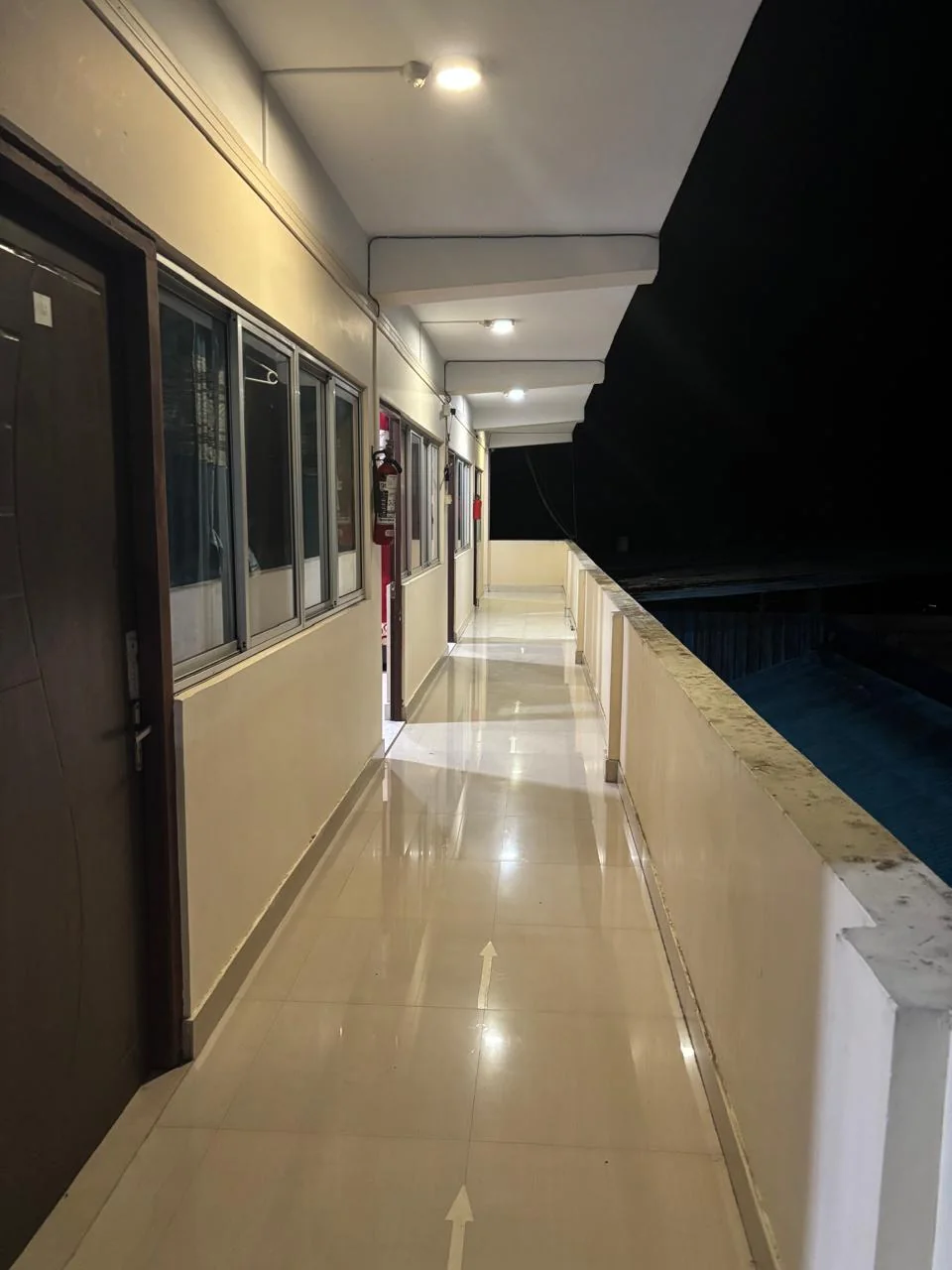 Hotel Landfall guest corridor